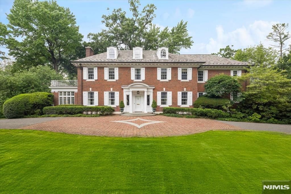 Photo of 200 Lincoln Street, Englewood, NJ 07631 (MLS # 25041807)