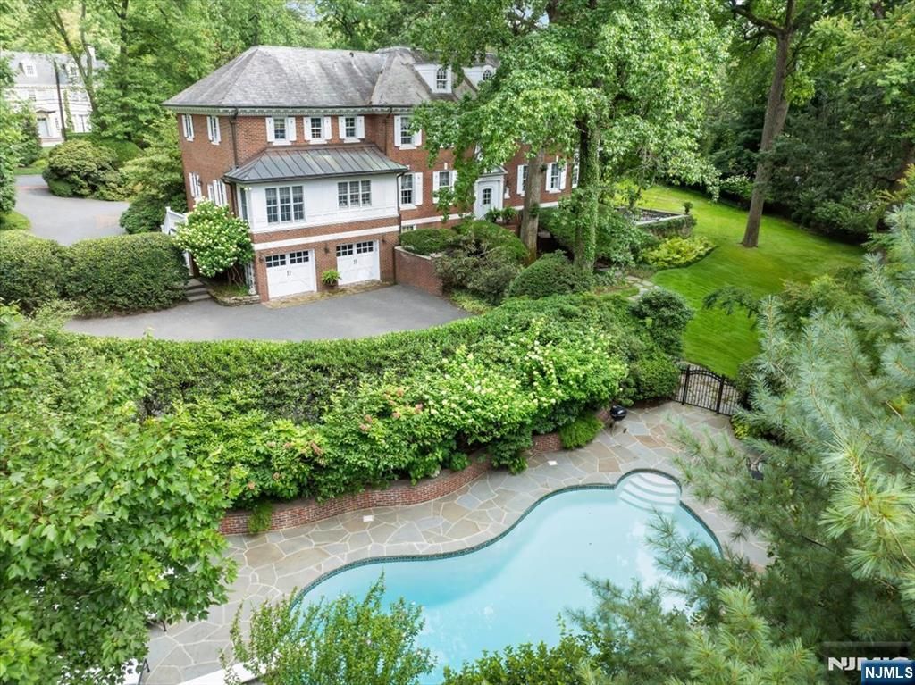 Photo of 200 Lincoln Street, Englewood, NJ 07631 (MLS # 25041807)