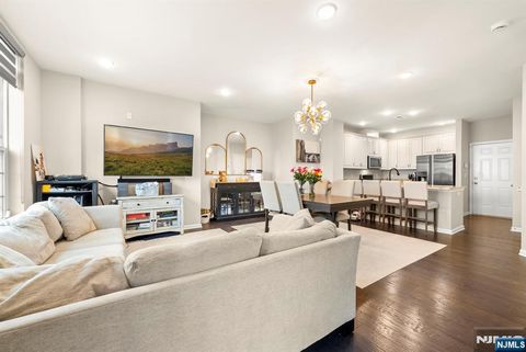 Photo of 102 Wesmont Dr #3912, Wood Ridge, NJ 07075 (MLS # 25041135)