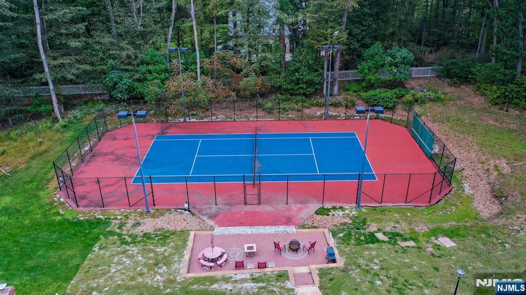 91 Chestnut Ridge Road