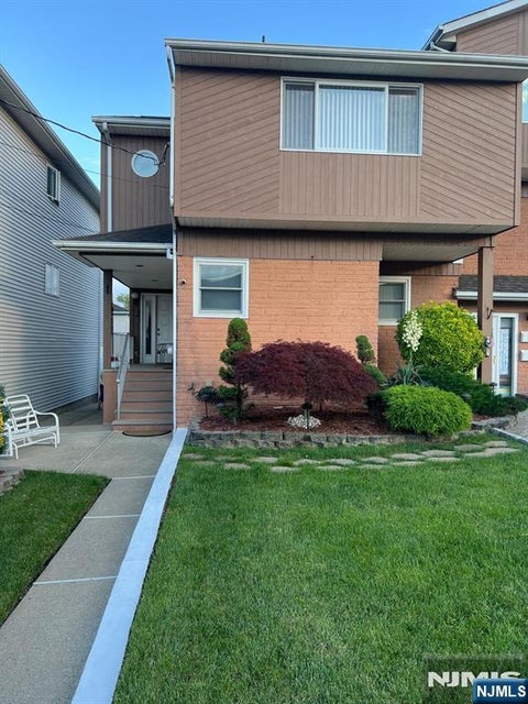 Photo of 156 Lee ST #1, Elmwood Park, NJ 07407 (MLS # 26040610)