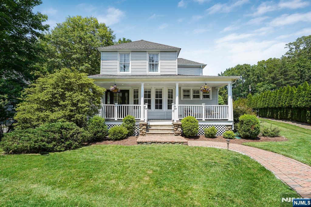 102 Colony Avenue