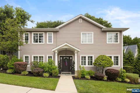 Photo of 70 Cecelia Avenue, Cliffside Park, NJ 07010 (MLS # 26025492)