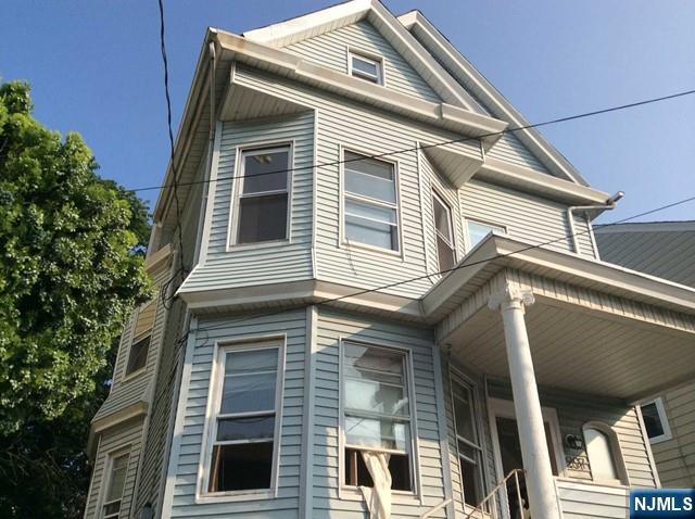 Rental Property at 207 N 6th St 1, Prospect Park, New Jersey - Bedrooms: 2 
Bathrooms: 1 
Rooms: 5  - $1,990 MO.