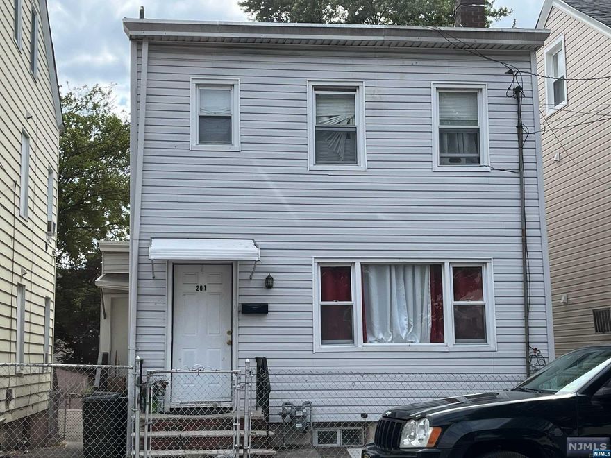 Single family home. First floor features living room, eat in kitchen, 1 bedroom and a half bath. 2nd floor features 2 bedrooms and 1 full bath. Basement is finished with 1 full bath. The home is located near transportation, and restaurants.