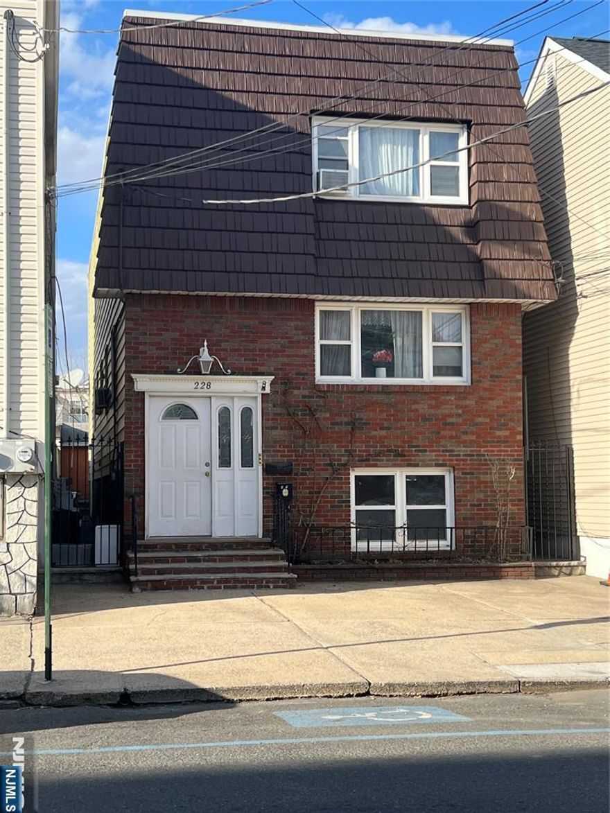 Well maintain 3 Family in prime Harrison with 2 Bedroom and 1Full Bathroom in first floor, 3 Bedroom and 1 Full bathroom in 2nd Floor, 3 Bedroom and 1 Full Bathroom. Ideal for investors or owner-occupants.Walking distance to Path Train Station and close to all Transportation. Property been sold "AS IS".