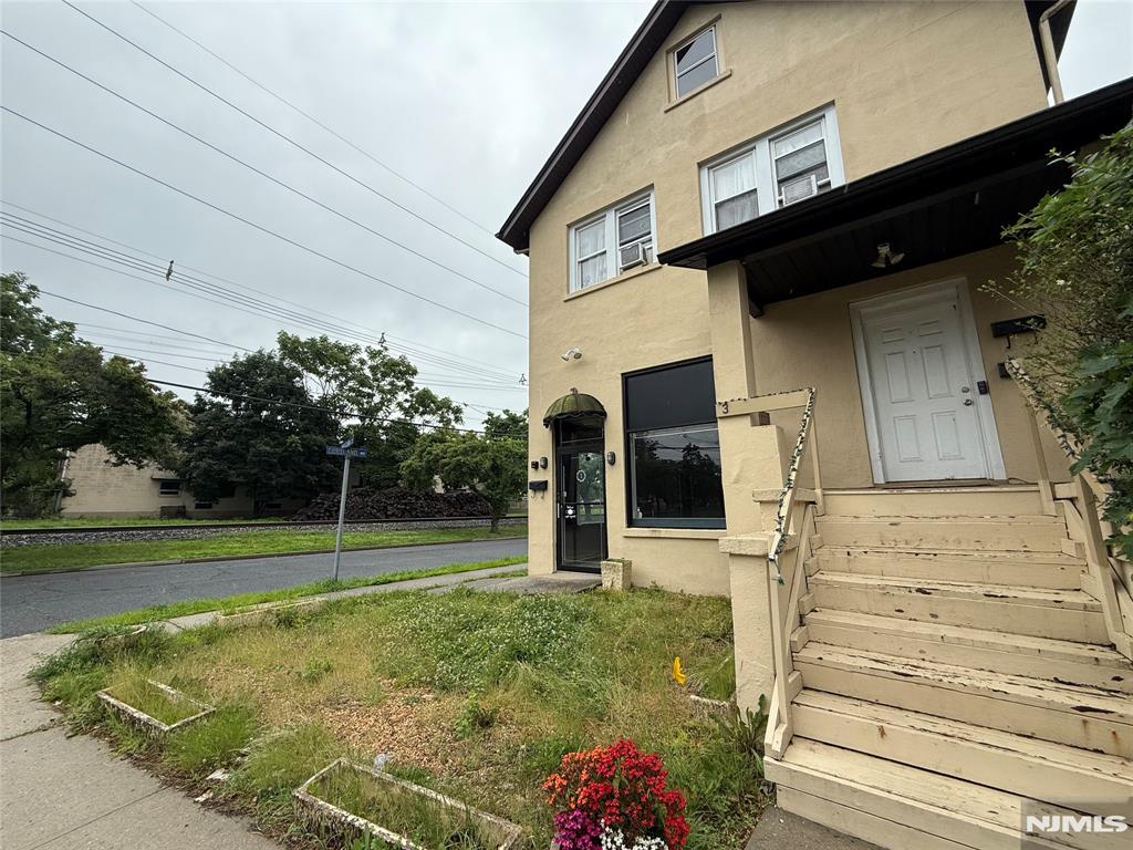 3 Niagara Street 1