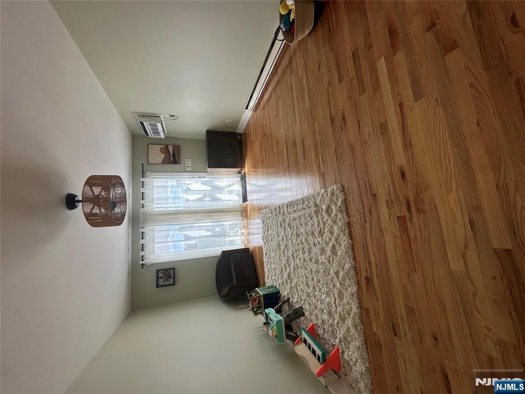 52 Fairview Avenue