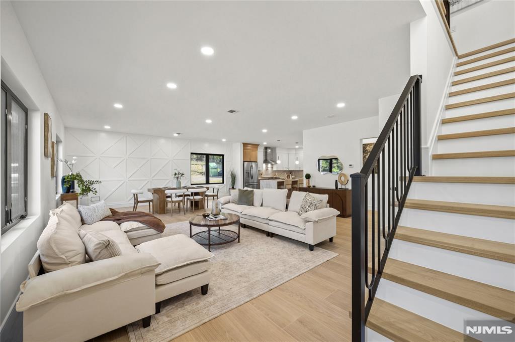24 Richard Scott Court