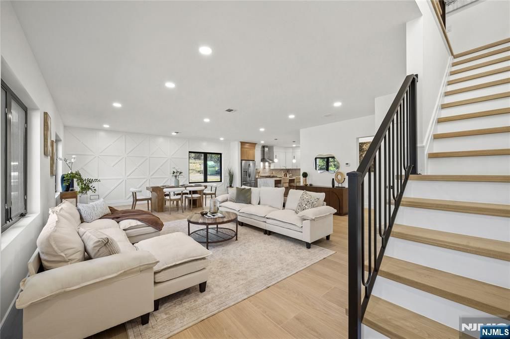 Photo of 24 Richard Scott Court, North Haledon, NJ 07508 (MLS # 26018151)