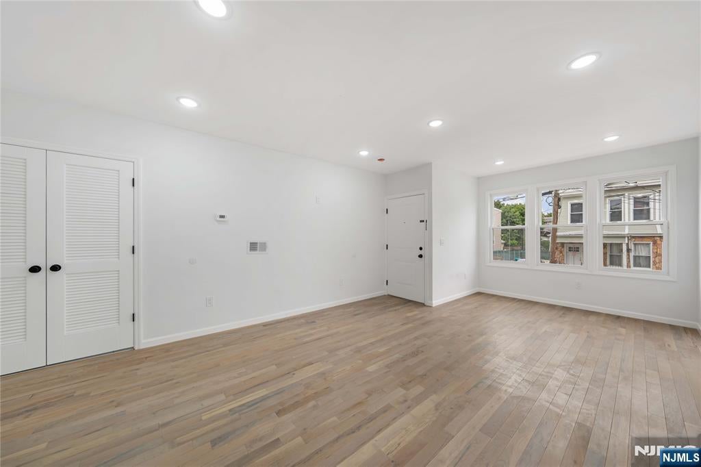 303 Ellis Avenue