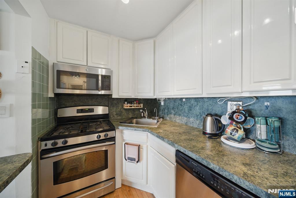 555 North Avenue 25L