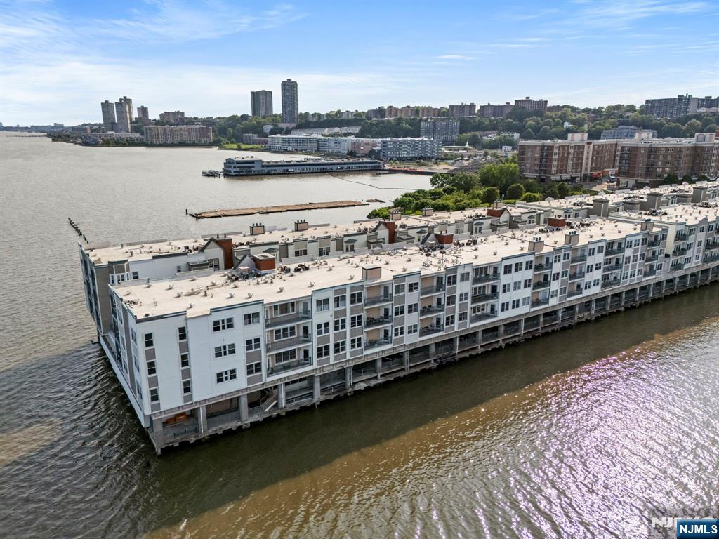 108 The Promenade 108