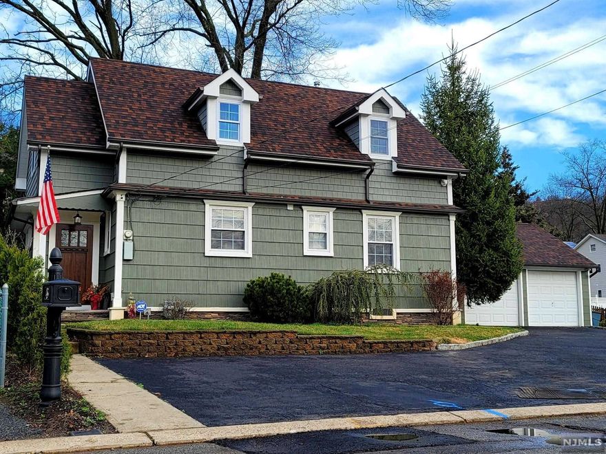 Look no further, move right into this new construction 2018 craftsman home, including plumbing and electric. You are greeted with a gorgeous mahogany front door leading you through the entrance way mudroom to your open floor plan first floor. Home has Brazilian oak HW floors throughout both floors. Cream country kitchen cabs compliment the new ss appliances. Beautiful solid wood kitchen island provides plenty of space for entertaining. Home has incredible architectural moldings throughout, no room was missed & sure to impress ceilings with lg. crown molding and up lighting are featured in both 2nd floor Bdrms with beautiful wood work. Master brm features a spacious walk-in closet, with make-up area, and a 2nd ample sized closet. 2nd flr laundry w/ high-end tankless hot water heater is a nice convenient feature. French style back door leads to a private deck w/ ample sized yard for endless outdoor activities. A must see!