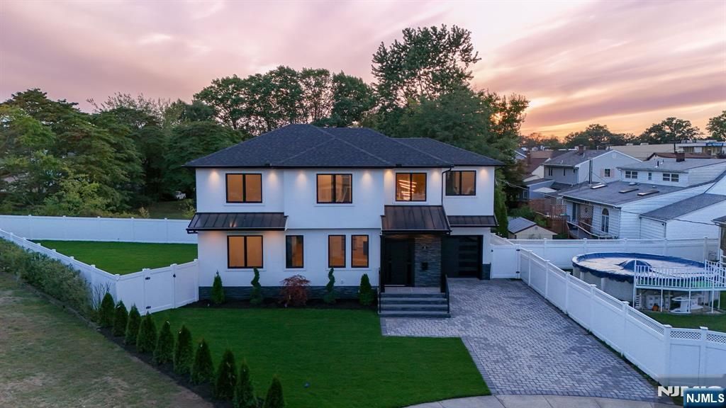 Photo of 5 Wilson Court, Saddle Brook, NJ 07663 (MLS # 25034841)