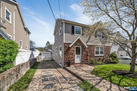 255 Windsor Road Wood Ridge NJ 07075