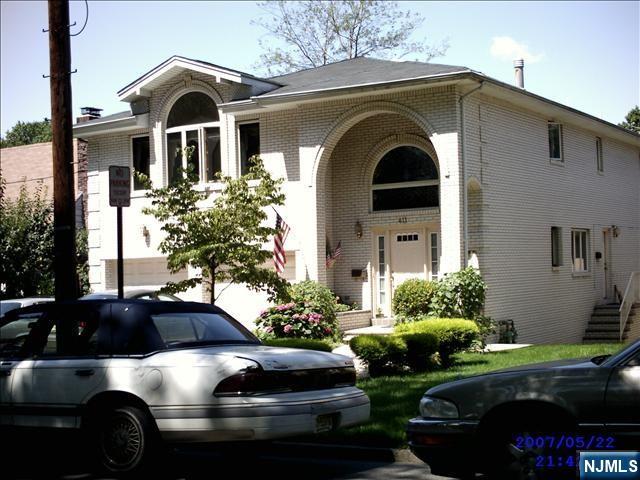 411 Chestnut Street 2