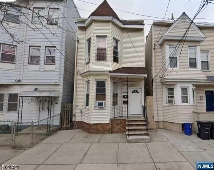 NICELY UPDATED TWO FAMILY HOME ONLY TWO BLOCKS FROM BRANCH BROOK PARK! FIRST FLOOR APT IS A TWO BEDROOM 1 FULL BATH AND THE SECOND FLOOR APARTMENT IS A 3 BEDROOM WITH 1 FULL BATH. THE UNITS HAVE LOTS OF LIGHT AND VERY HIGH CEILINGS. BOTH UNITS ARE IDENTICAL IN FINISHES. BOTH HAVE A LARGE EAT IN KITCHEN WITH GRANITE COUNTERTOP, DARK WOOD CABINETRY AND STAINLESS STEEL APPLIANCES. BOTH UNITS HAVE A LARGE LIVING ROOM/ DINING ROOM COMBINATION. TILE, WOOD AND VINYL WOOD FLOORING THROUGHOUT. NEW WINDOWS AND NEW VINYL SIDING. THE PROPERTY ALSO HAS A NICE AND PRIVATE BACKYARD. UNFINISHED WALKOUT BASEMENT. WON'T LAST AT THIS PRICE!