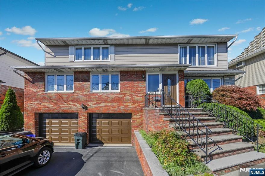 Totally renovated kitchen with new appliances. Hallway bathroom renovated. Conveniently located to school, public transportation. NYC bus & shopping. Washer/Dryer on premises. East Facing. 1 Indoor Garage parking .