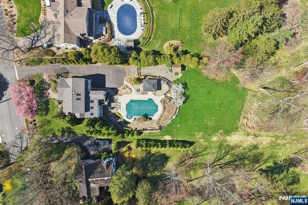 Photo of 777 Saddle River Road, Ho-Ho-Kus, NJ 07423 (MLS # 26001046)