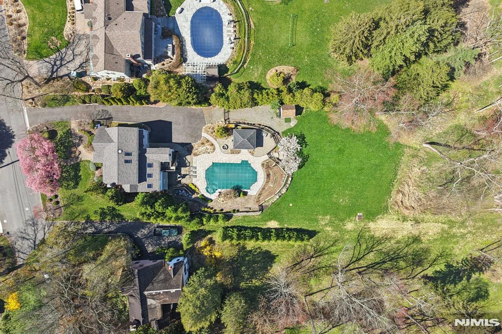 777 W Saddle River Road