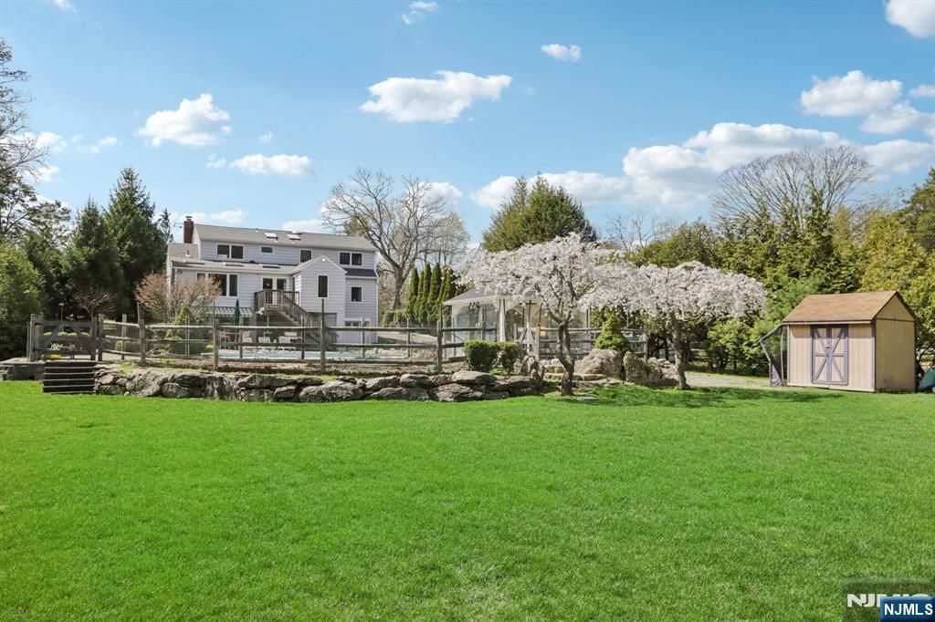 Photo of 777 Saddle River Road, Ho-Ho-Kus, NJ 07423 (MLS # 26001046)