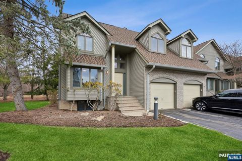 106 Aspen Court T004 Norwood NJ 07648