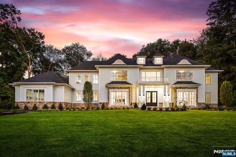 Photo of 309 Green Ridge Road, Franklin Lakes, NJ 07417 (MLS # 25028924) Photo of 309 Green Ridge Road, Franklin Lakes, NJ 07417 (MLS # 25028924)