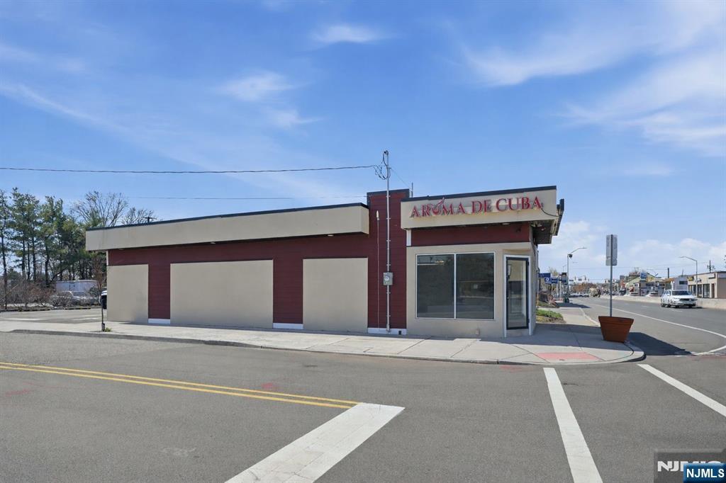 Homes for Sale in Northern NJ | ThisIsRiverEdge.com 27-16 Broadway