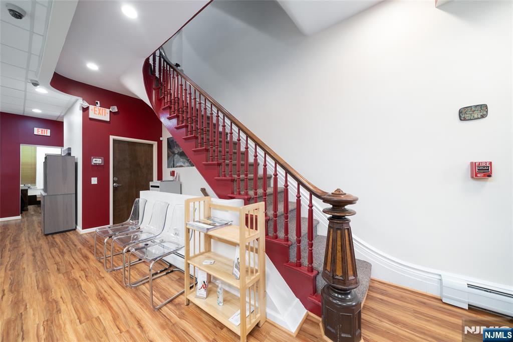 715 Washington Street 2nd Fl