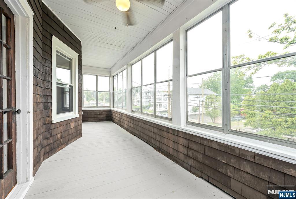 18 Unit 2 Lincoln Avenue 2