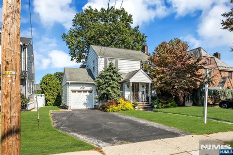 Photo of 125 Romaine Avenue, Maywood, NJ 07607 (MLS # 26039425)