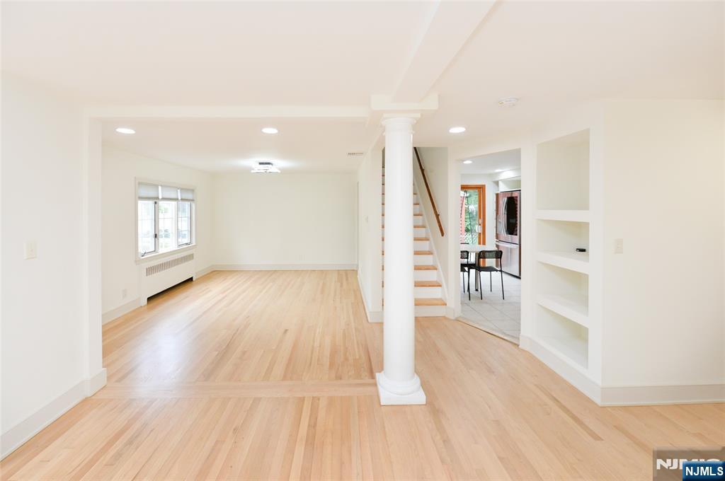 1-06 Lambert Road