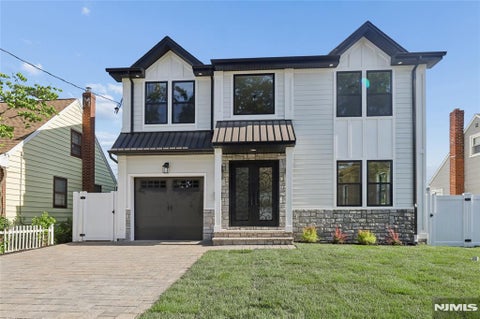 Photo of 9 Cole Street, Bergenfield, NJ 07621 (MLS # 26020910)