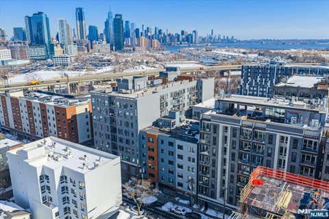 Photo of 424 Whiton St #502, Jersey City, NJ 07304 (MLS # 26006805)