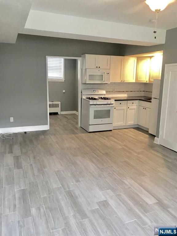 Rutherford, New Jersey 07070, United States, ,1 BathroomBathrooms,Residential,Active,114708