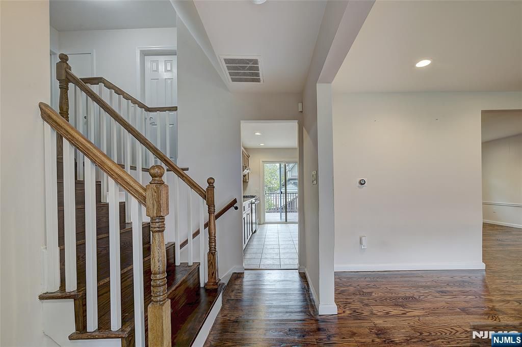Photo of 819 Ridgewood Road, Millburn, NJ 07041 (MLS # 25036488)