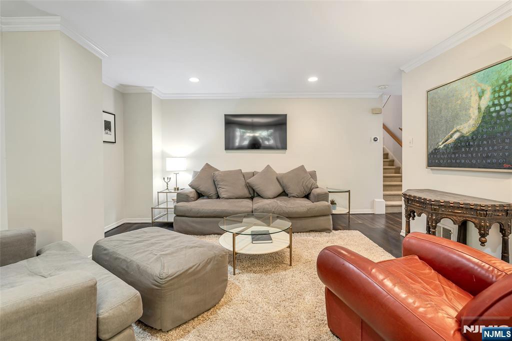 191 Yorktowne Court 191B