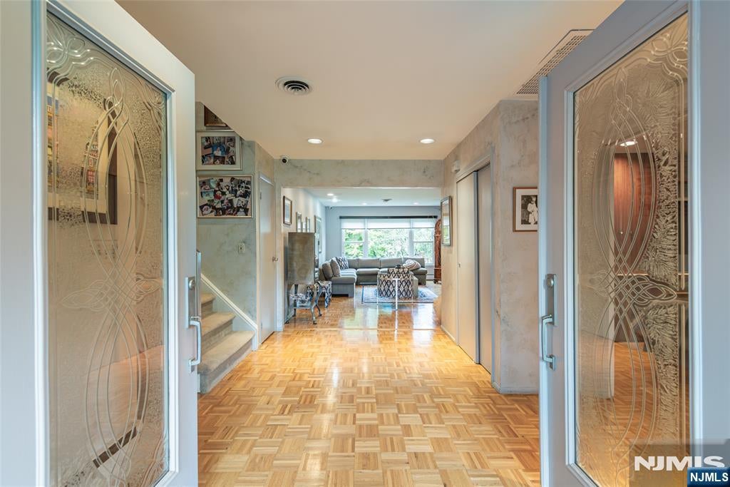 33 Underwood Road