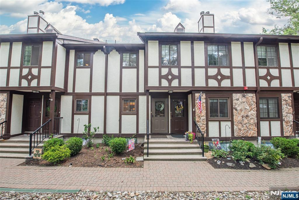 309 Mark Twain Way