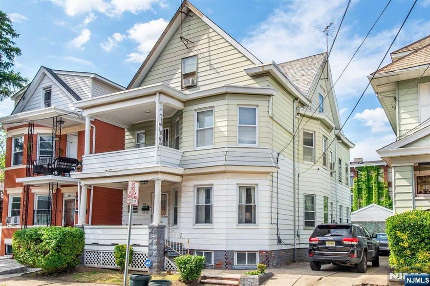 COME CHECK OUT THIS DIAMOND IN THE ROUGH! ARE YOU LOOKING TO OWN AND POSSIBLY LIVE RENT-FREE, OR ARE YOU A SAVVY INVESTOR LOOKING TO COLLECT RENTAL INCOME? THIS TWO, POSSIBLY THREE-FAMILY HOME OFFERS AMPLE LIVING SPACE AND THE POTENTIAL TO PRODUCE OVER $7,000 IN MONTHLY RENTAL INCOME - A TRUE CASH COW. CONVENIENTLY LOCATED NEAR MAJOR HIGHWAYS, A BUS STOP TO NYC JUST A BLOCK AWAY, SCHOOLS, AND SHOPPING. DON'T MISS OUT ON THIS INCREDIBLE OPPORTUNITYTHE DRIVEWAY IS NOT SHARED.