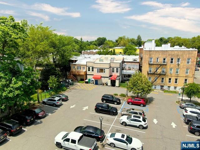 333-335 Broad Avenue