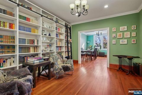 Photo of 2014 New York Avenue, Union City, NJ 07087 (MLS # 25041731)