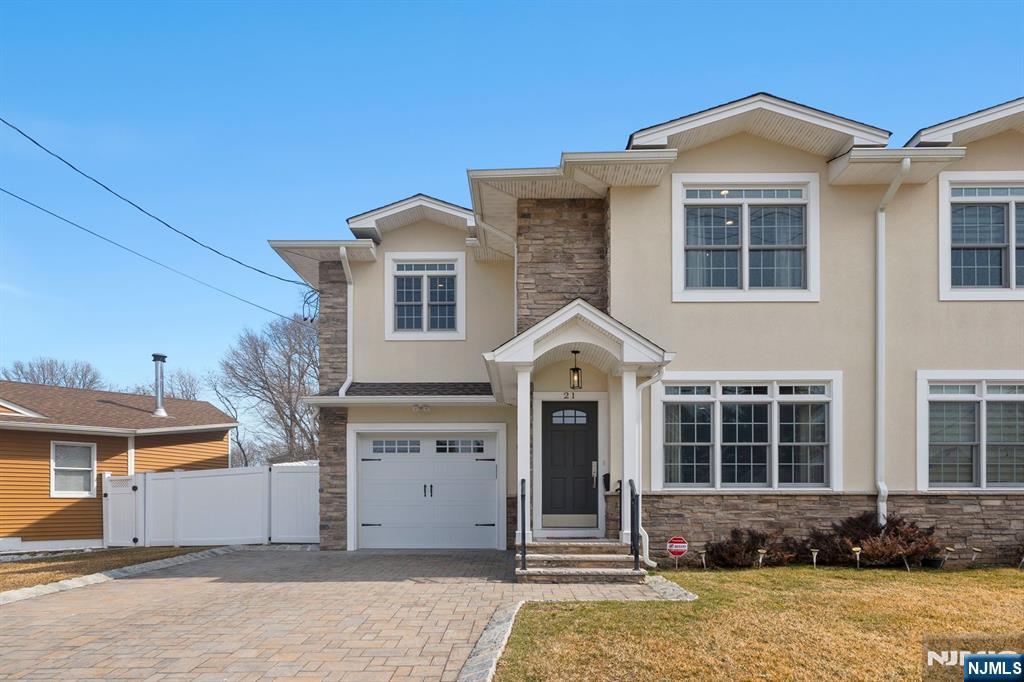 21 Caruth Avenue
