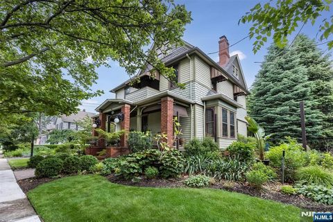 33 Ramapo Avenue Pompton Lakes NJ 07442