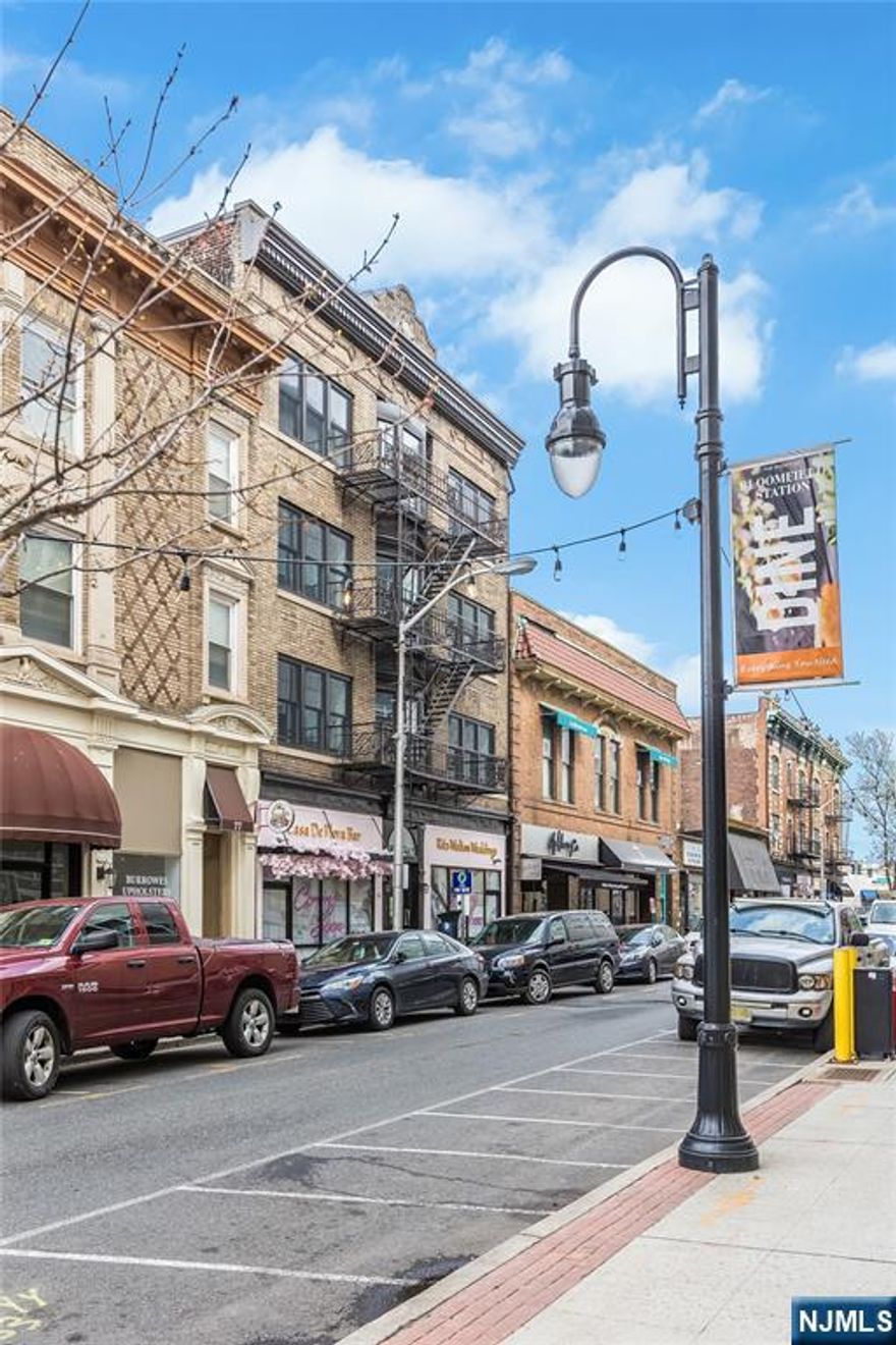 Sun drenched and spacious 2 bedroom unit in the heart of vibrant Downtown Bloomfield. This 4th floor walk-up apartment was completely renovated in 2022. Laundry in unit. Wall mounted heating and cooling - remote controlled, and one in each room. Second bedroom makes for a great office. Abundance of windows in each unit and nice sized closets. Street parking, or local private parking deck options are nearby. Only one pet under 30lbs allowed. Tremendous walkability - trains, buses, restaurants, shops, parks and more! 25-30 minute train to NYC Montclair, and MSU is just across the street from your front door.