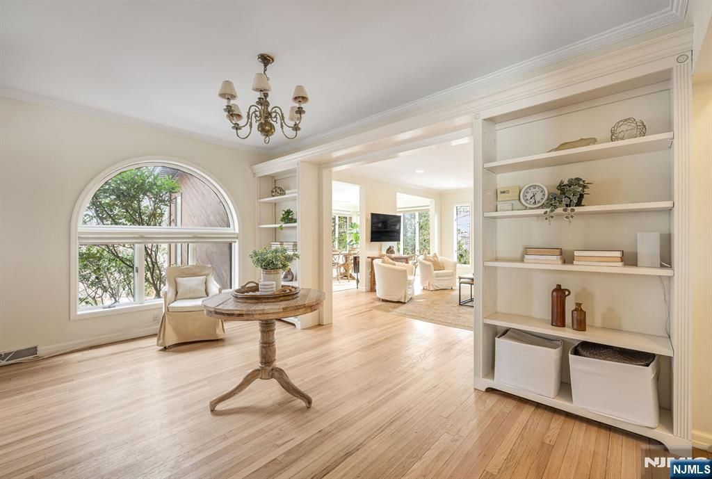 Photo of 22 Knollwood Drive, Ho-Ho-Kus, NJ 07423 (MLS # 26003843)