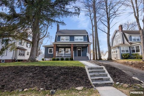 Photo of 246 Stirling Avenue, Orange, NJ 07050 (MLS # 26008841)