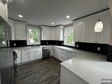 Photo of 195 Closter Dock RD #2nd Fl, Closter, NJ 07624 (MLS # 26030957)