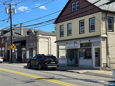 Photo of 6672 W Main Street, Bergenfield, NJ 07621 (MLS # 26032395)